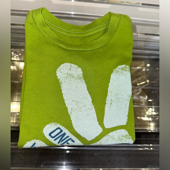 GUC Peek Peace T-Shirt Size S (4-5) - Picture 3 of 3